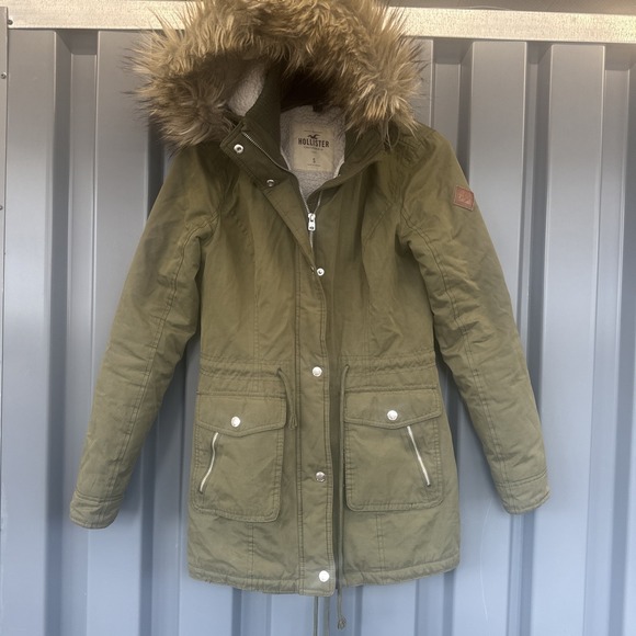 Hollister Jackets & Blazers - Y2K Hollister Sherpa-Lined Parka Jacket – Olive Green – Women's Small‎